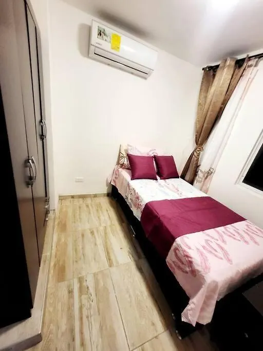 Piso Rosa En El Rodadero Apartamento Con Piscina Y Amenidades سانتا مارتا 0*,